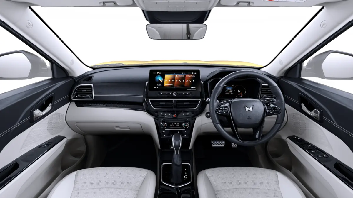 Mahindra-XUV-3XO-interior